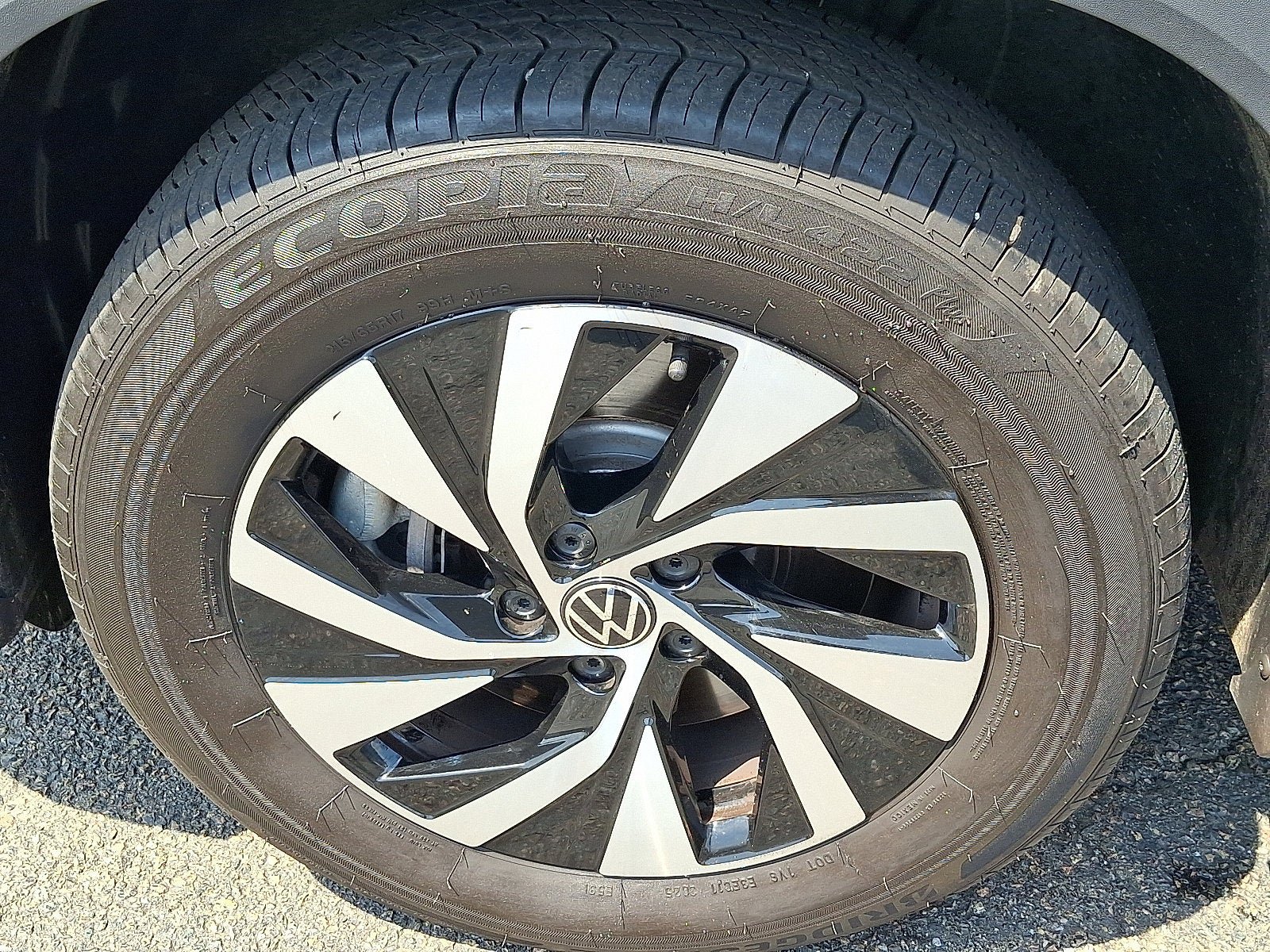 Used 2026 Volkswagen Tiguan S AWD/4WD image 9