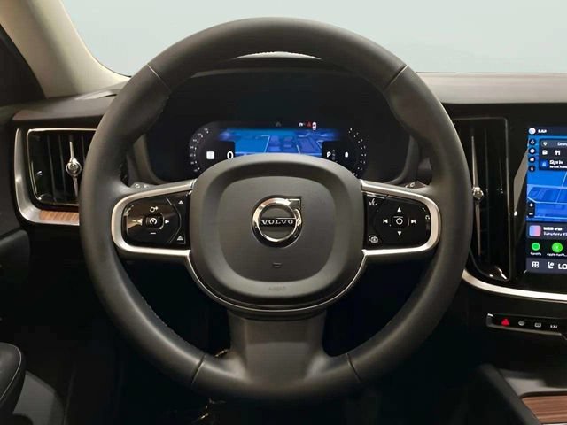 Used 2025 Volvo V60 B5 Cross Country Plus AWD/4WD image 13