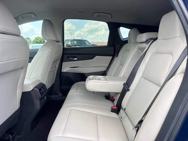 Used 2025 Nissan Murano SV w/ Cargo Package FWD image 11