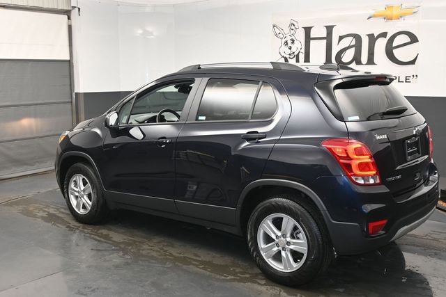 Used 2022 Chevrolet Trax LT w/ LT Convenience Package AWD/4WD image 29
