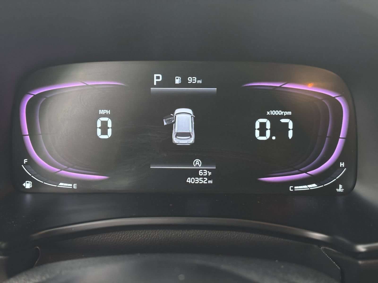 Used 2025 Kia Soul LX w/ LX Technology Package FWD image 36
