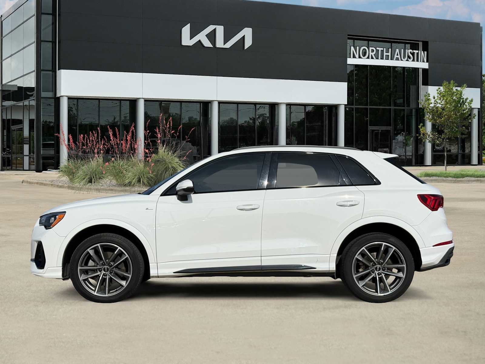 Used 2022 Audi Q3 2.0T Premium image 7