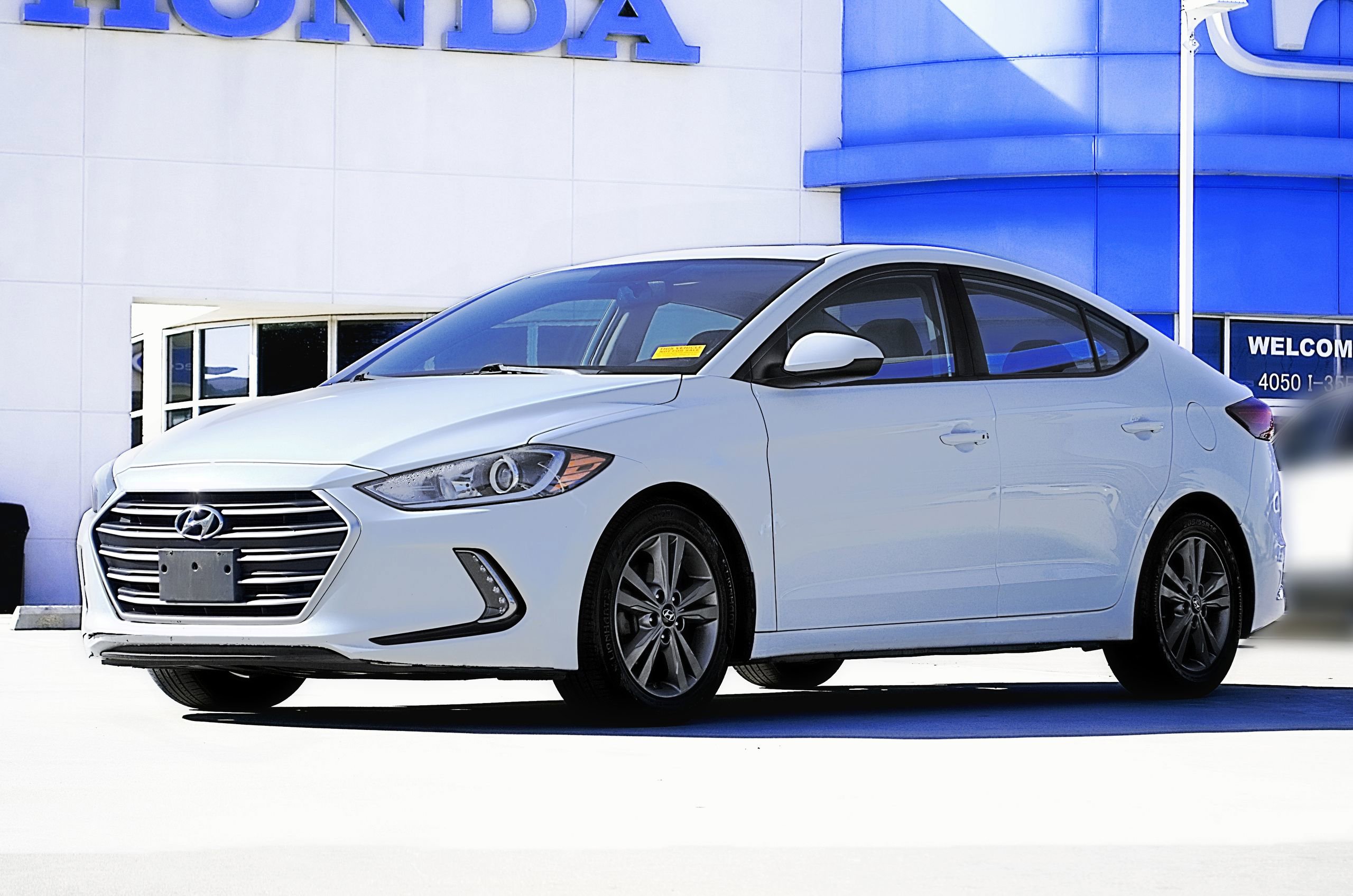 Used 2017 Hyundai Elantra Value Edition w/ Cargo Package image 1