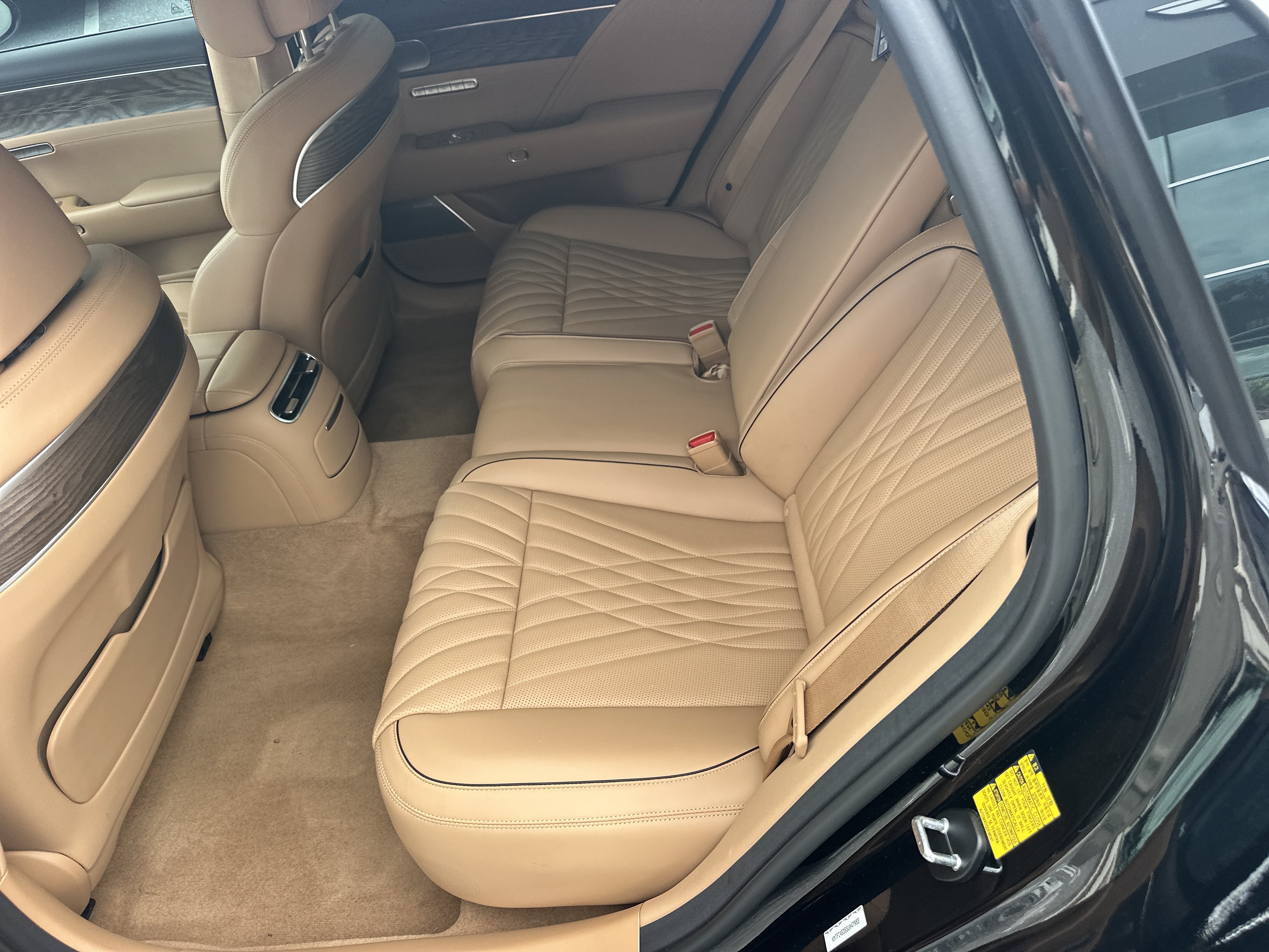 Certified 2025 Genesis G90 3.5T AWD/4WD image 12