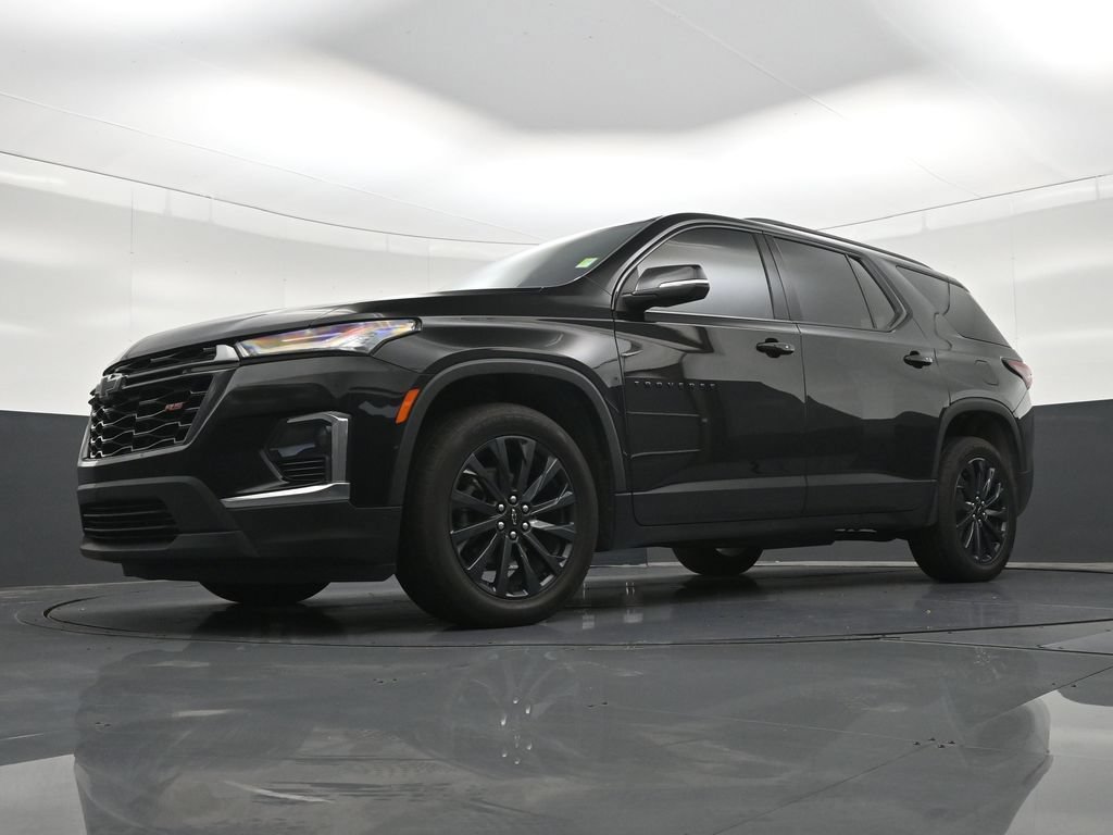Used 2024 Chevrolet Traverse RS FWD image 28