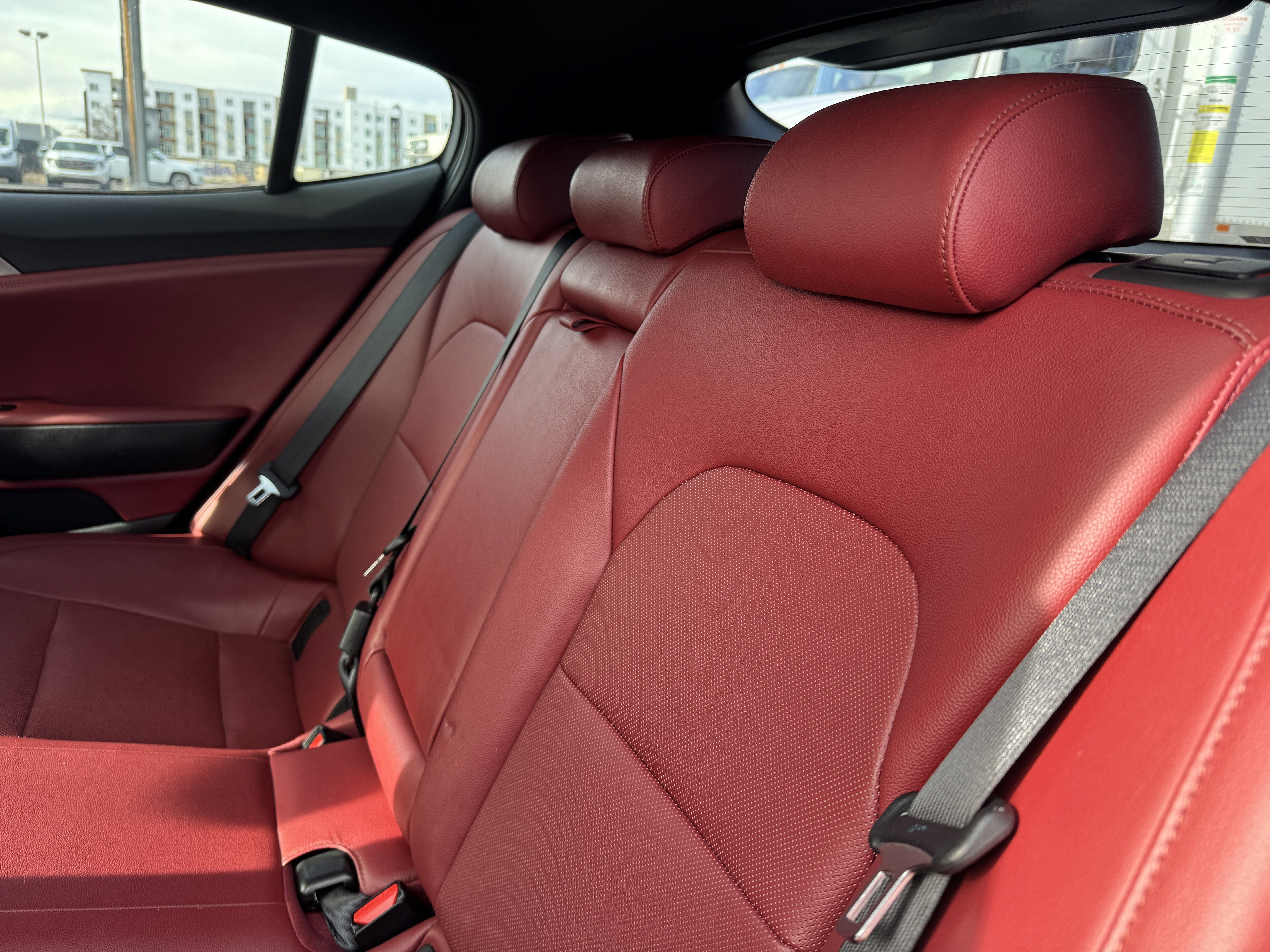 Used 2018 Kia Stinger GT1 image 16