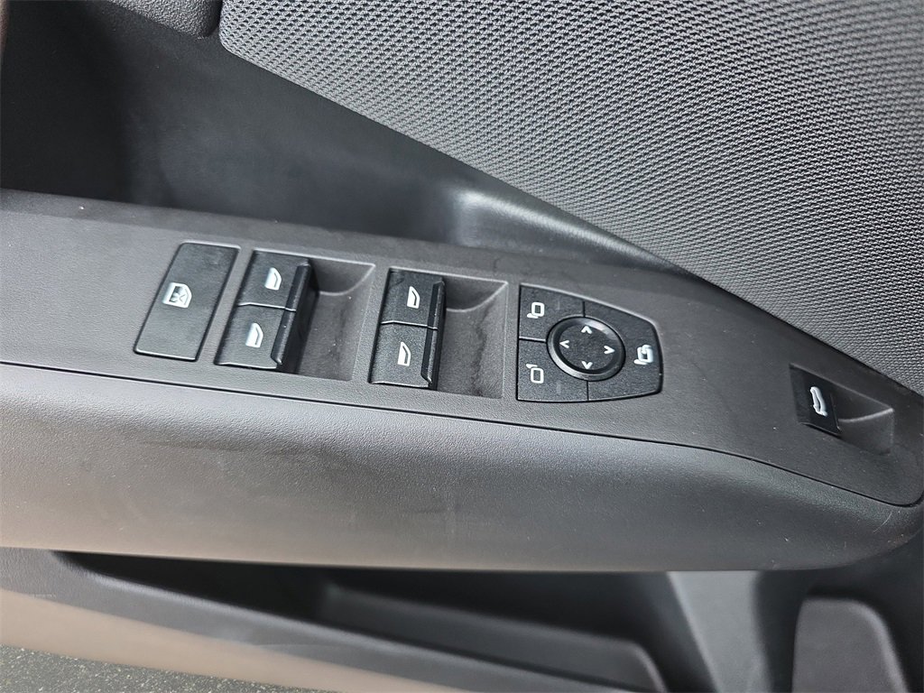 Used 2025 BMW X3 xDrive30i w/ Premium Package image 31