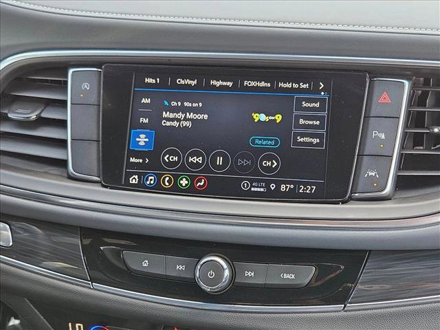 Used 2024 Buick Enclave Essence FWD image 17