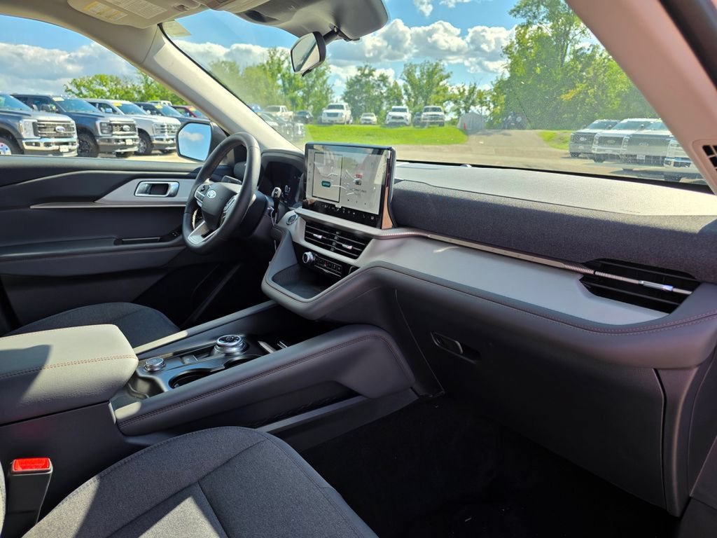New 2025 Ford Explorer Active AWD/4WD image 33