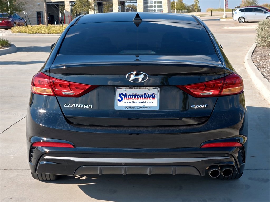 Used 2018 Hyundai Elantra Sport image 7