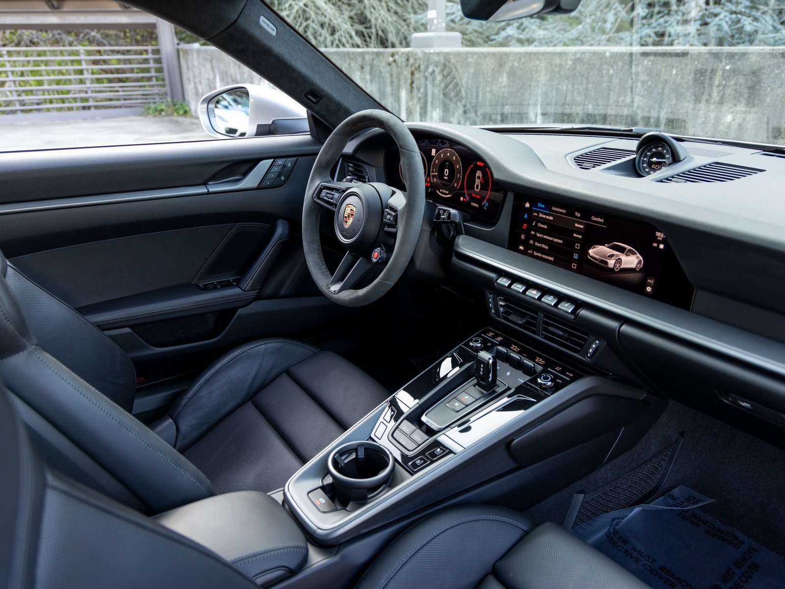 Certified 2025 Porsche 911 Carrera image 44