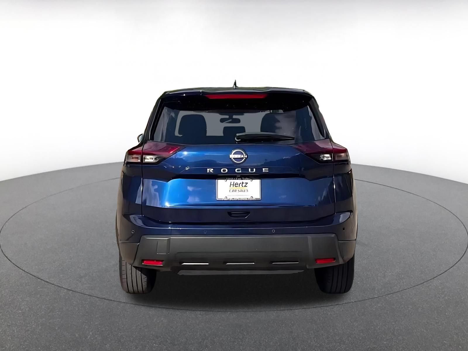 Used 2025 Nissan Rogue SV FWD image 12
