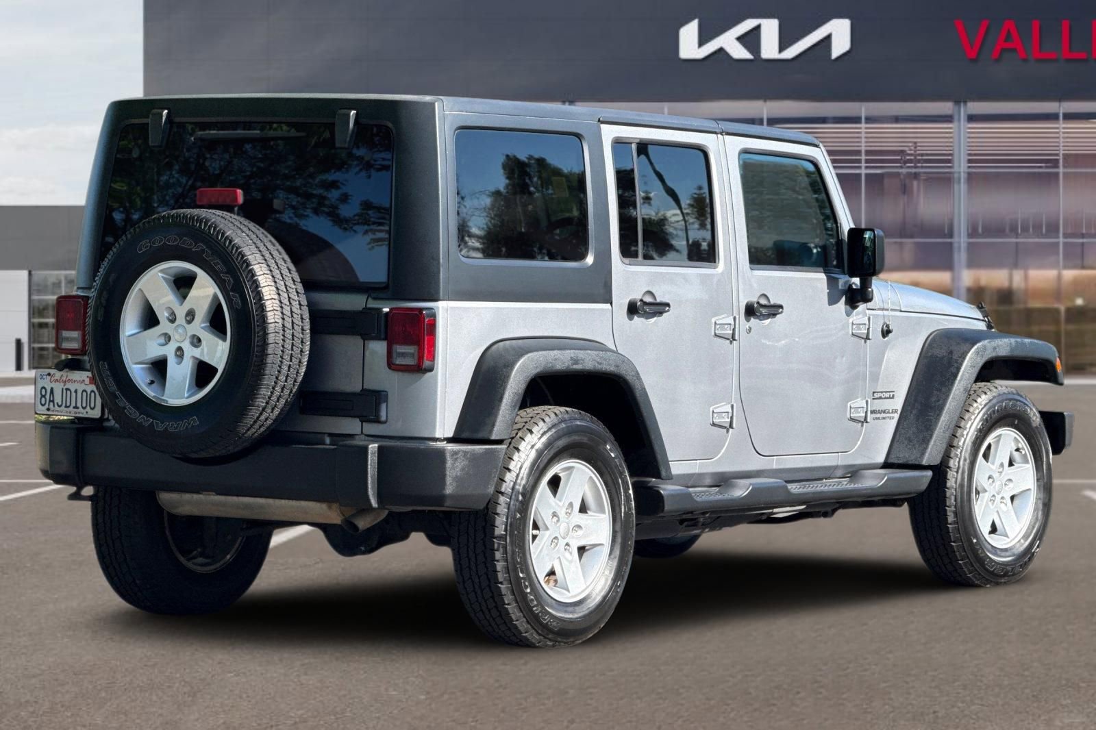 Used 2017 Jeep Wrangler Unlimited Sport w/ Quick Order Package 24S image 4