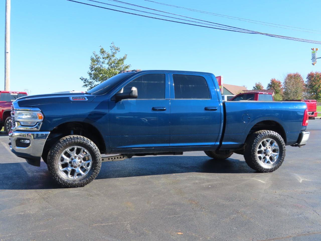 Used 2020 RAM 2500 Big Horn w/ Level 2 Equipment Group AWD/4WD image 2