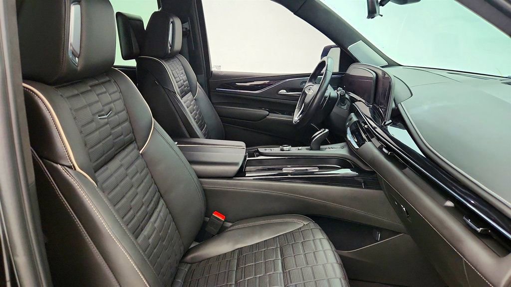Used 2023 Cadillac Escalade V image 26