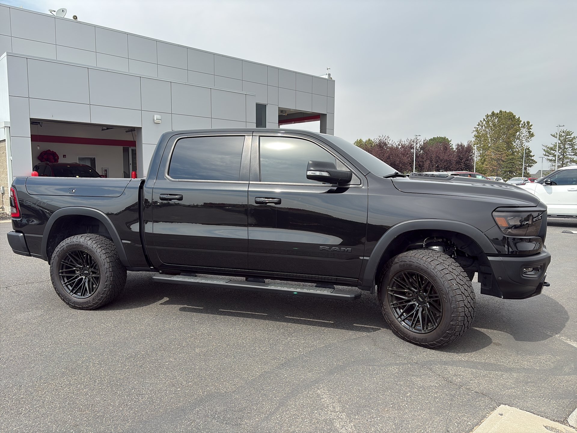 Used 2022 RAM 1500 Rebel w/ G/T Package AWD/4WD image 8