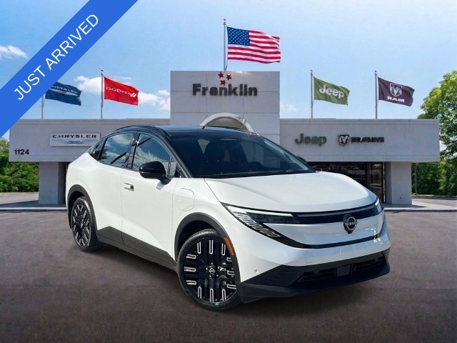 Used 2026 Nissan Leaf Platinum+ w/ Cargo Package (Platinum+) FWD image 1