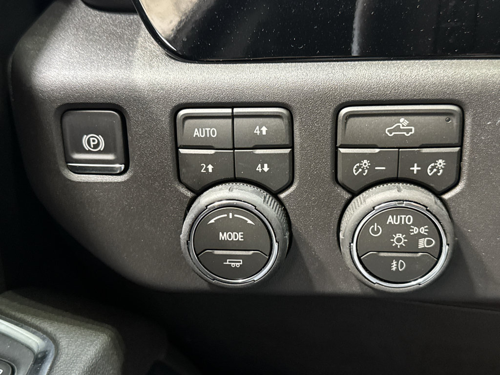 New 2026 Chevrolet Silverado 1500 LT Trail Boss w/ Convenience Package II AWD/4WD image 34