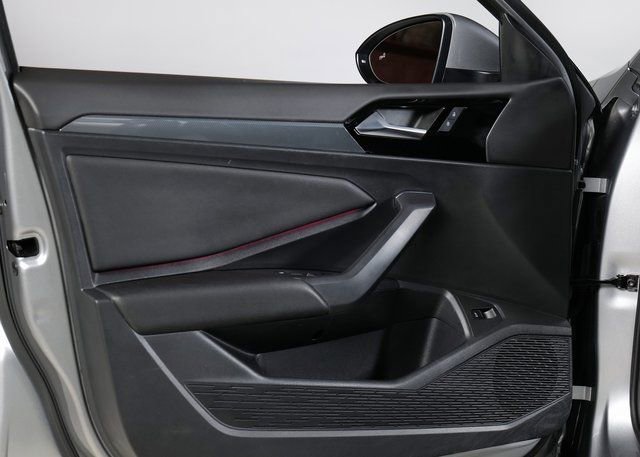 Used 2021 Volkswagen Jetta GLI Autobahn image 25