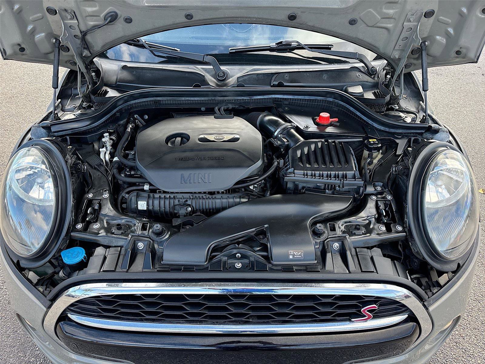 Used 2019 MINI Cooper S image 30