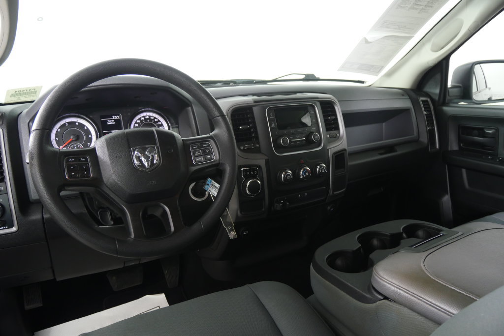 Used 2020 RAM 1500 Express RWD image 20