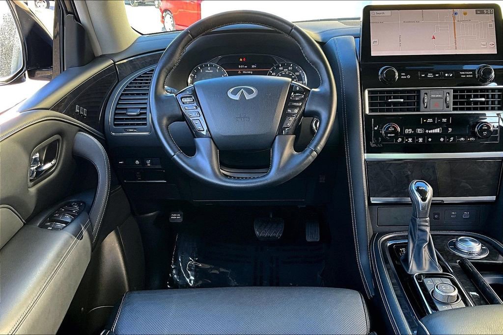Certified 2024 INFINITI QX80 Luxe image 17