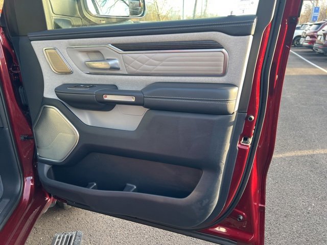 Used 2024 RAM 1500 Limited image 31