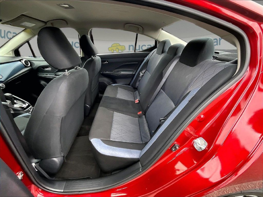 Used 2025 Nissan Versa SV FWD image 15