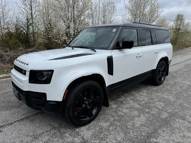 Certified 2024 Land Rover Defender 130 X-Dynamic SE AWD/4WD image 1