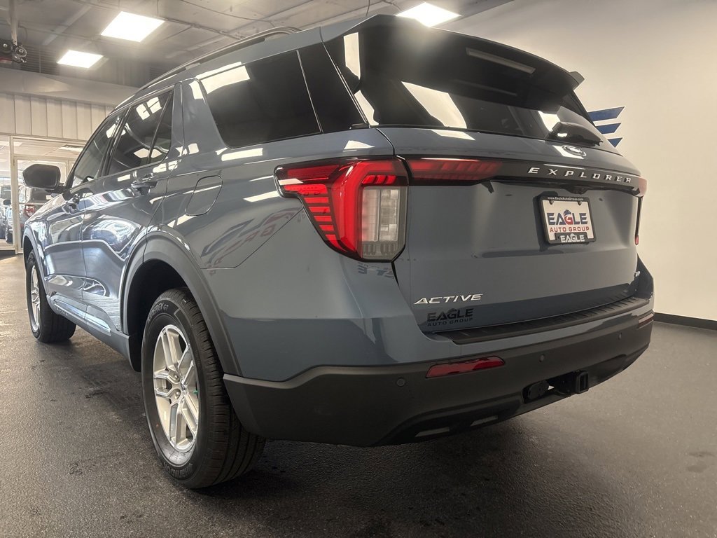 New 2025 Ford Explorer Active image 10