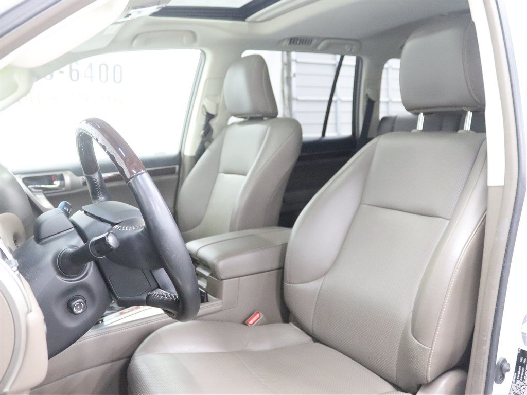 Used 2019 Lexus GX 460 Luxury AWD/4WD image 12