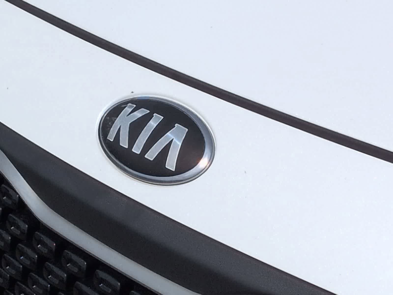 Used 2019 Kia Niro EX FWD image 12