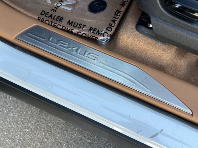 Used 2025 Lexus RZ 300e w/ Accessory Package (2T) FWD image 39