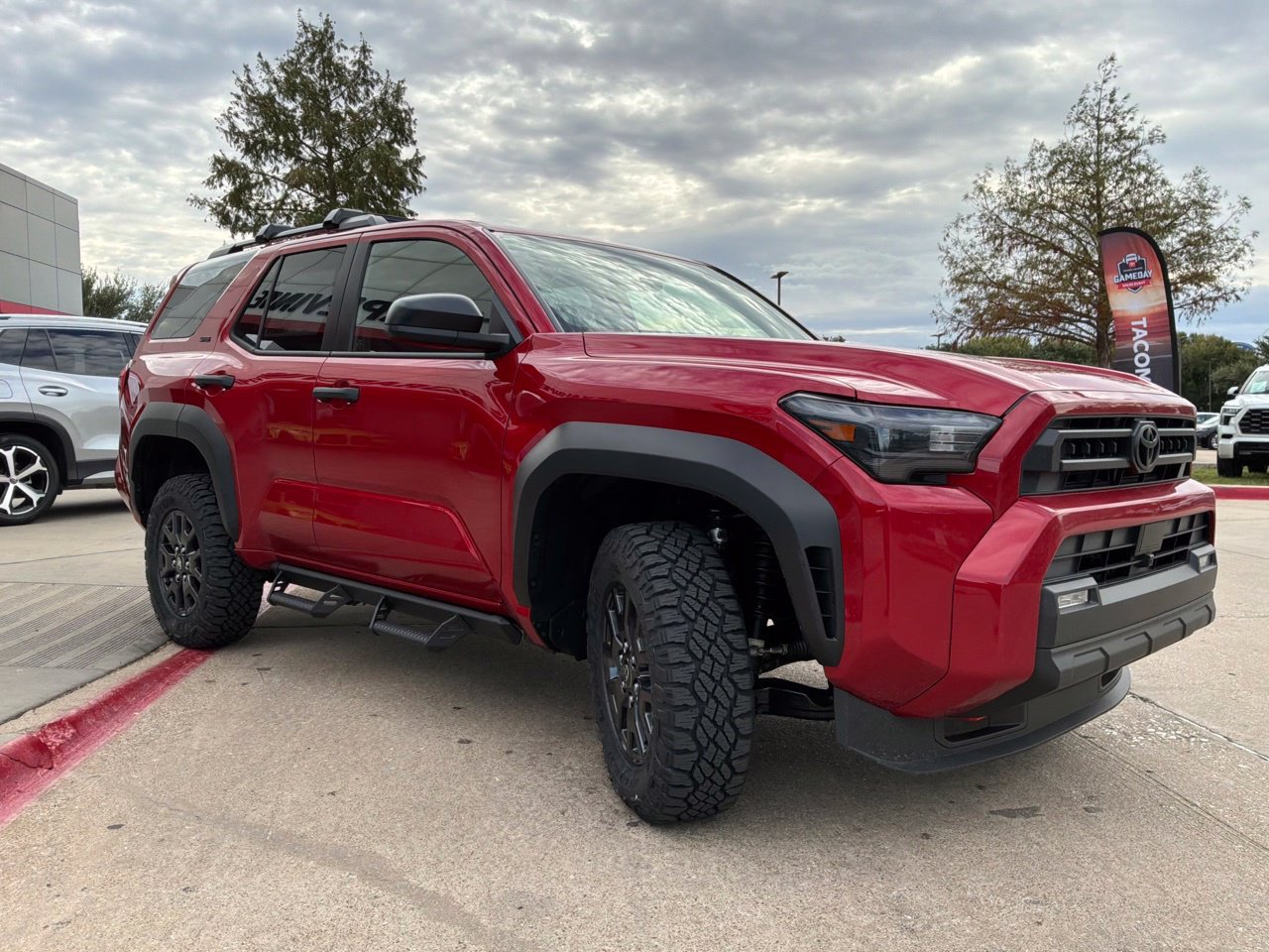 New 2026 Toyota 4Runner SR5 AWD/4WD image 4