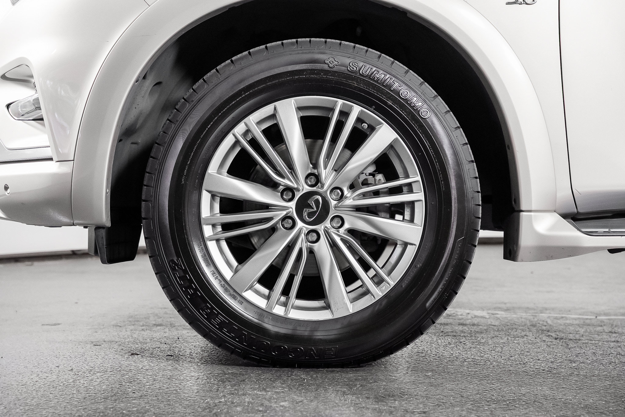 Used 2019 INFINITI QX80 Luxe w/ Proassist Package RWD image 15