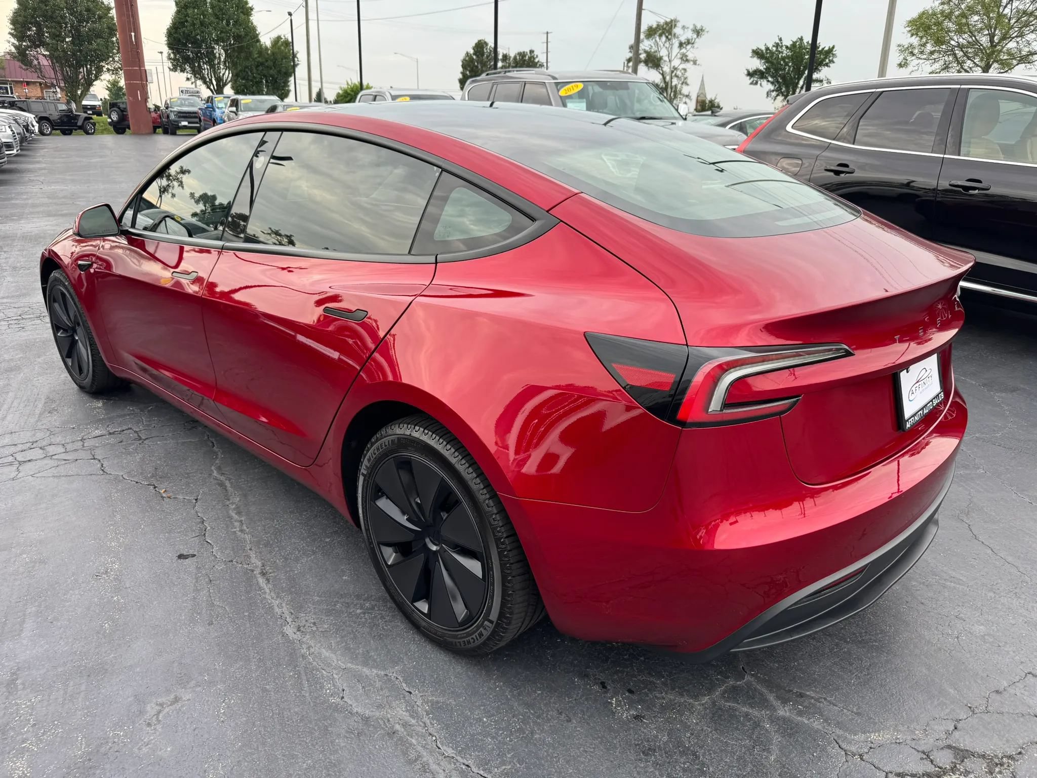 Used 2024 Tesla Model 3 Standard Range RWD image 4
