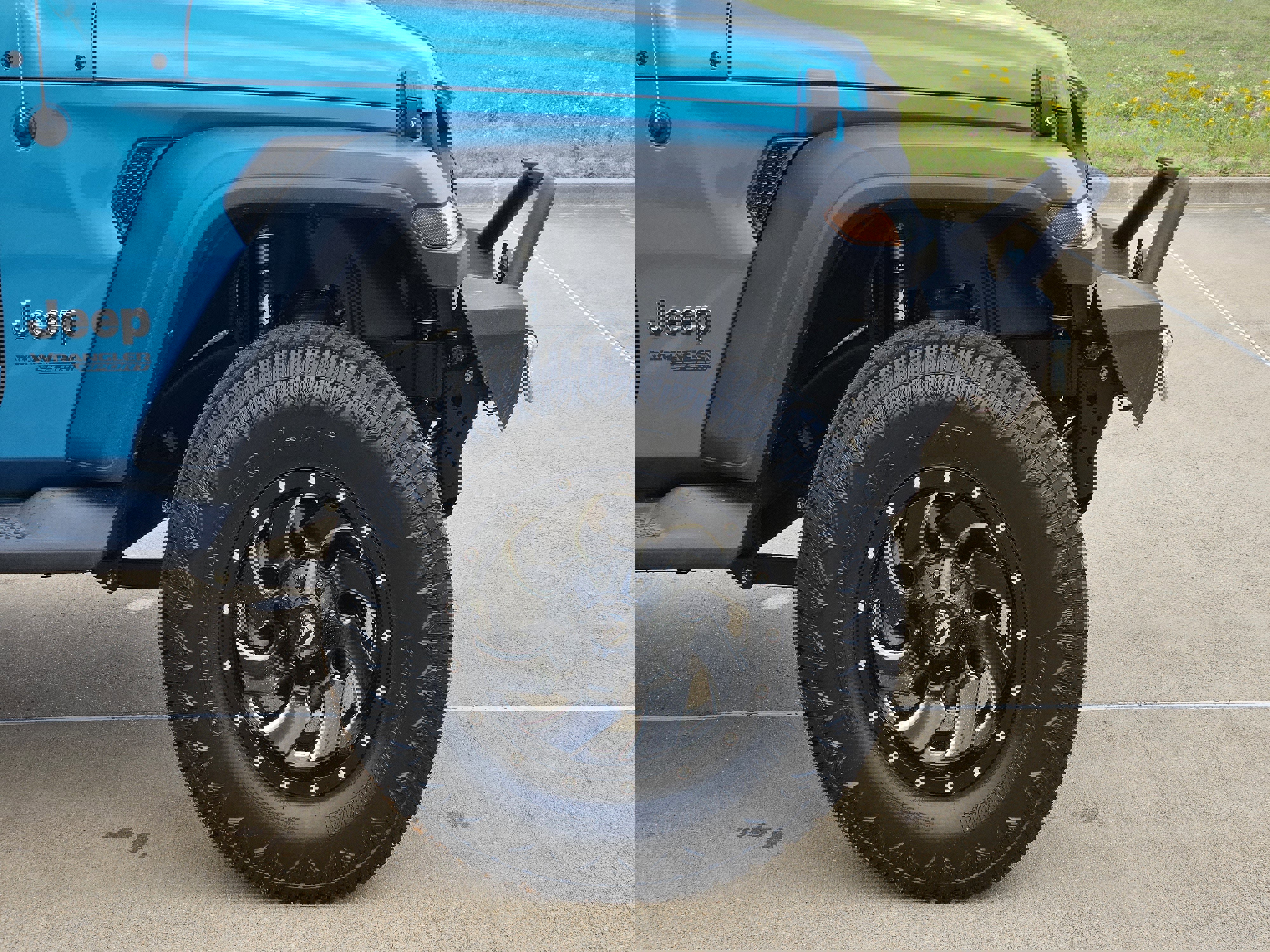 Used 2020 Jeep Wrangler Sport image 9
