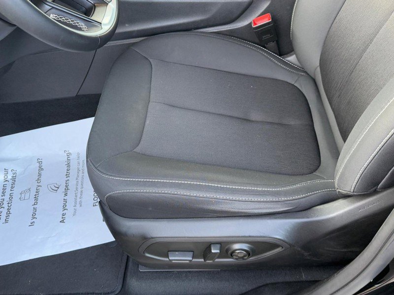 Used 2023 Jeep Grand Cherokee L Laredo image 16