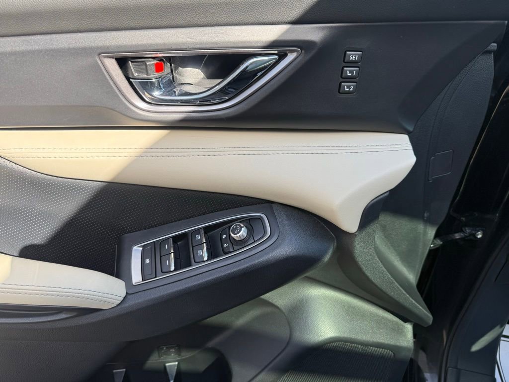 Used 2022 Subaru Ascent Limited w/ Technology Package image 12
