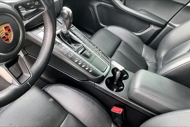 Used 2018 Porsche Macan AWD/4WD image 14