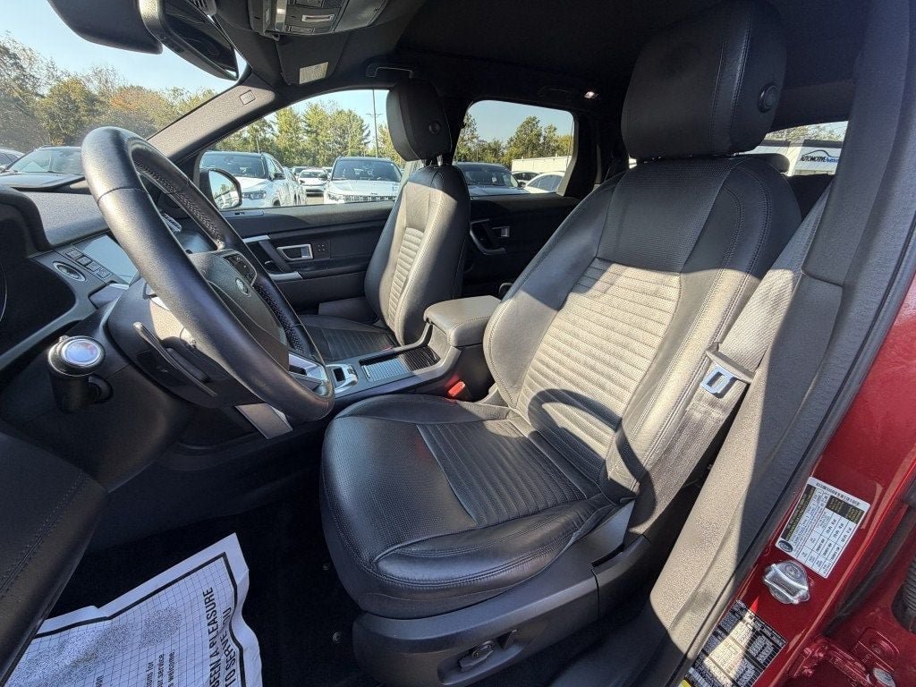 Used 2018 Land Rover Discovery Sport HSE Luxury AWD/4WD image 13