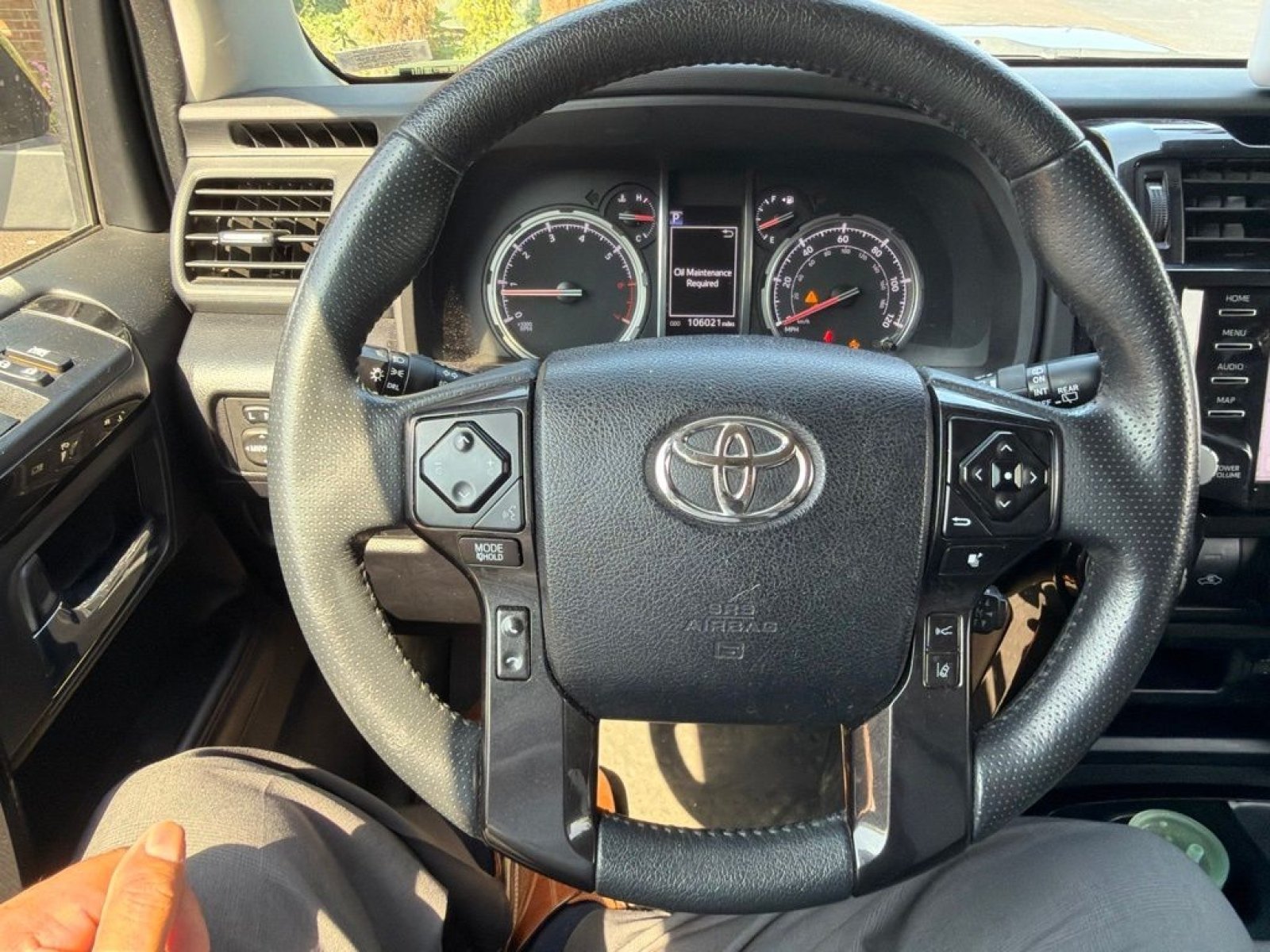 Used 2020 Toyota 4Runner Venture w/ Moonroof Package AWD/4WD image 19