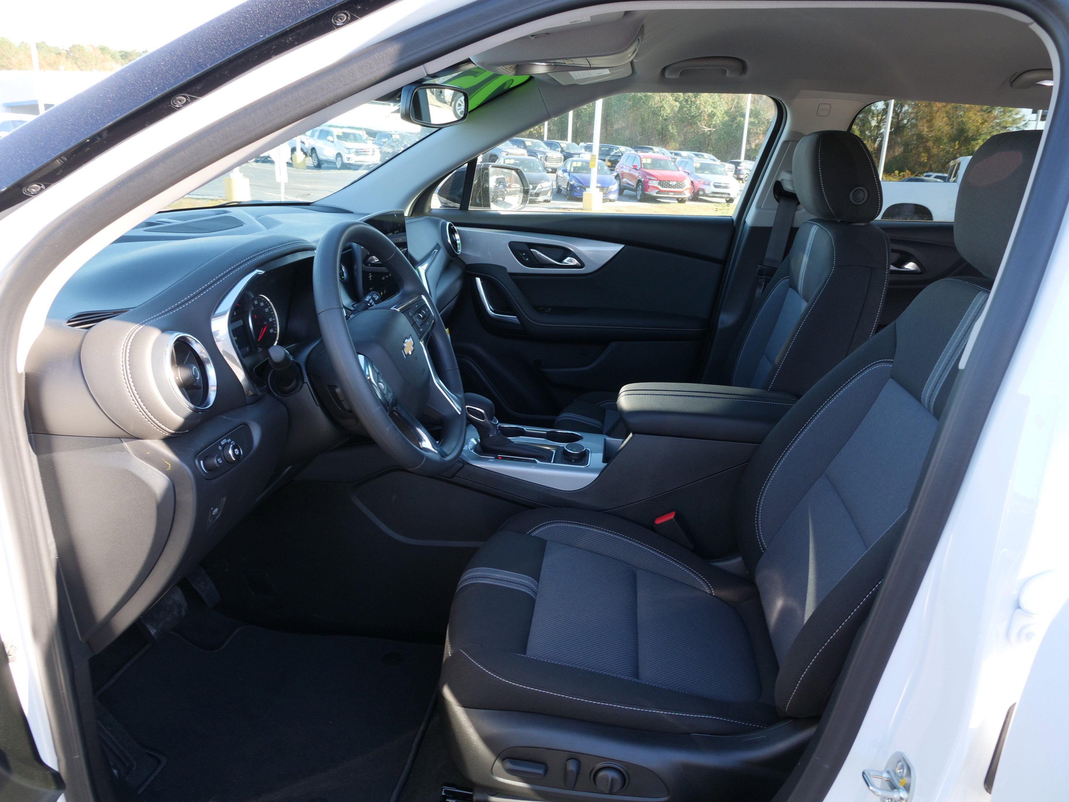 New 2025 Chevrolet Blazer LT image 16