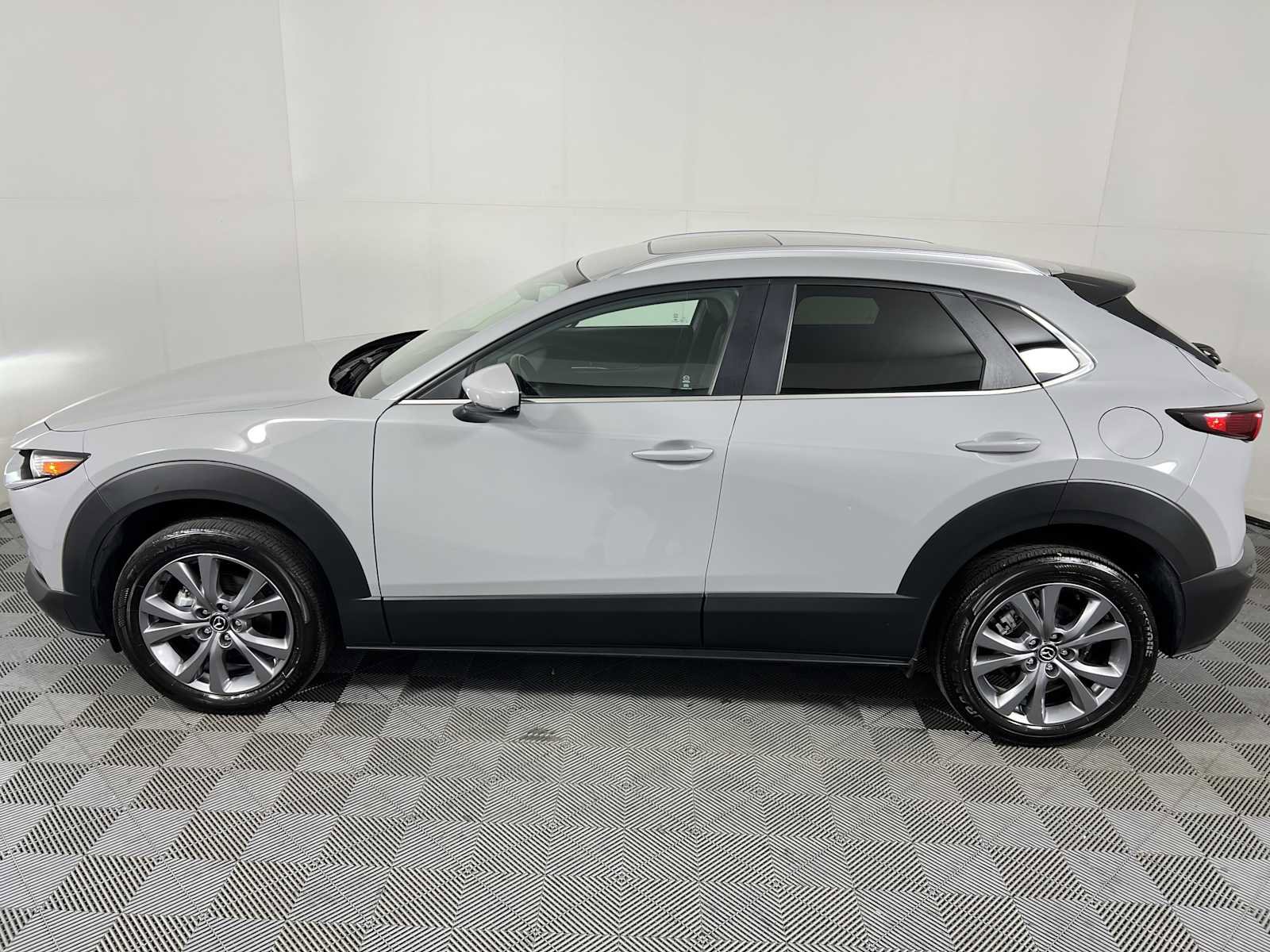 Used 2025 MAZDA CX-30 AWD 2.5 S w/ Preferred Package image 15