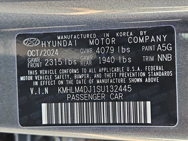 Used 2025 Hyundai Elantra Hybrid FWD image 25