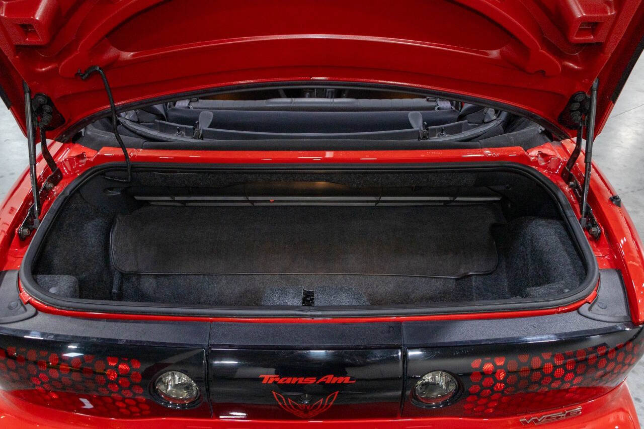 Used 2001 Pontiac Firebird Trans Am RWD image 39
