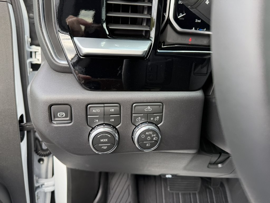 New 2026 GMC Sierra 1500 Elevation AWD/4WD image 15