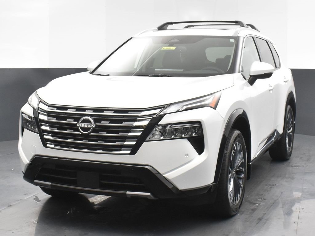 New 2026 Nissan Rogue Platinum image 2