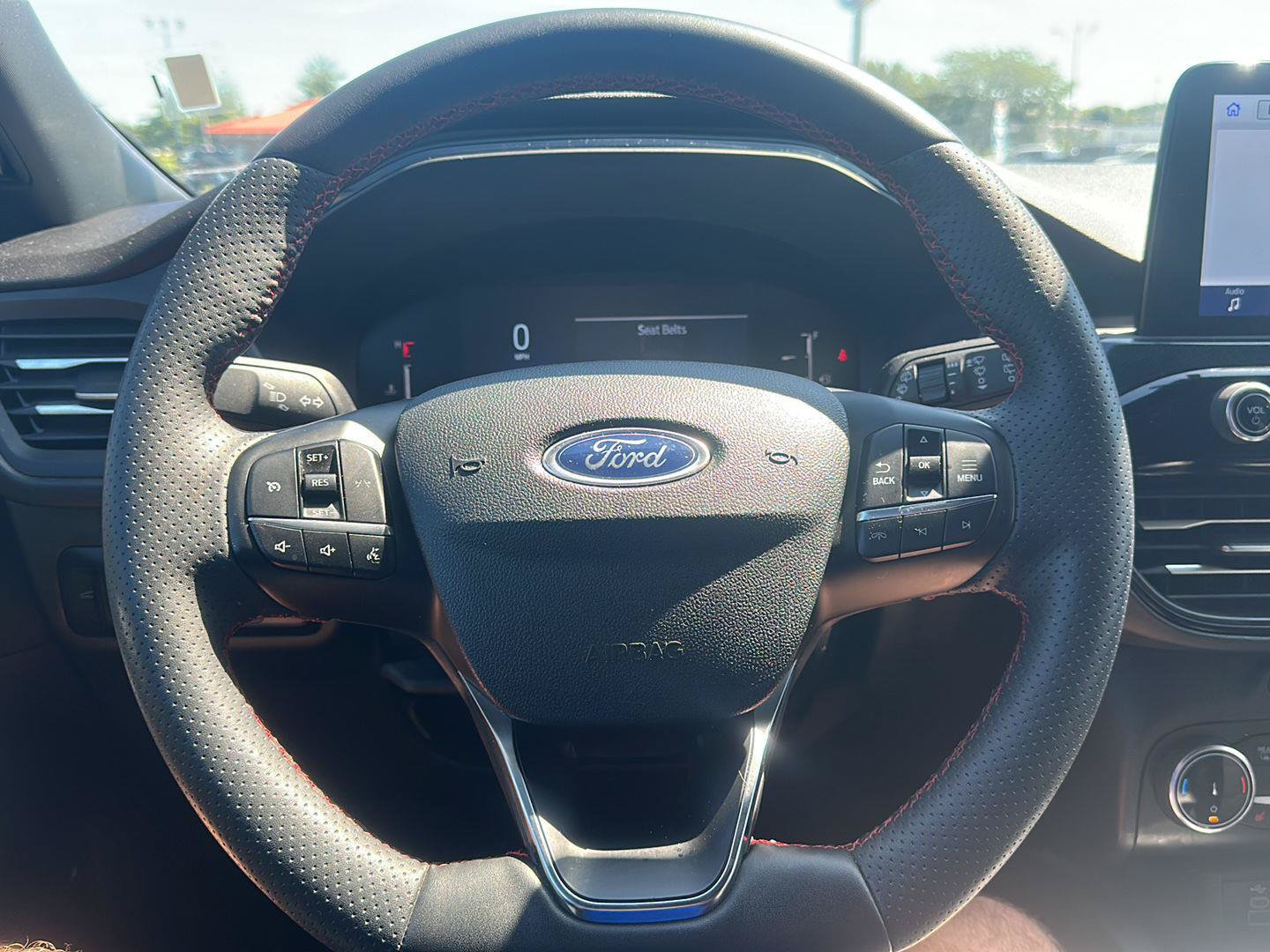 Used 2025 Ford Escape ST-Line Select AWD/4WD image 18