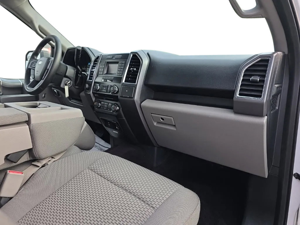 Used 2016 Ford F150 XLT w/ Equipment Group 301A Mid AWD/4WD image 21